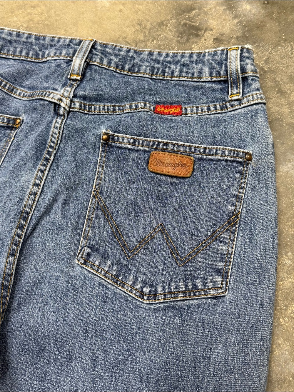 Y2K Wrangler Western High Rise Straight Leg Jeans 30x33